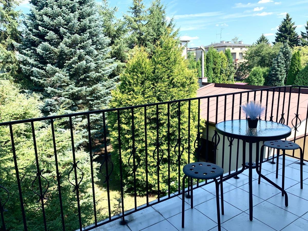 Pokoje Rezydencja Parysa Lublin Exterior foto